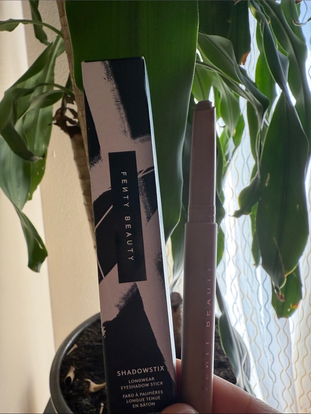 Fenty Beauty Shadow Stix Longwear Eyeshadow Stick — Taupe Mauve